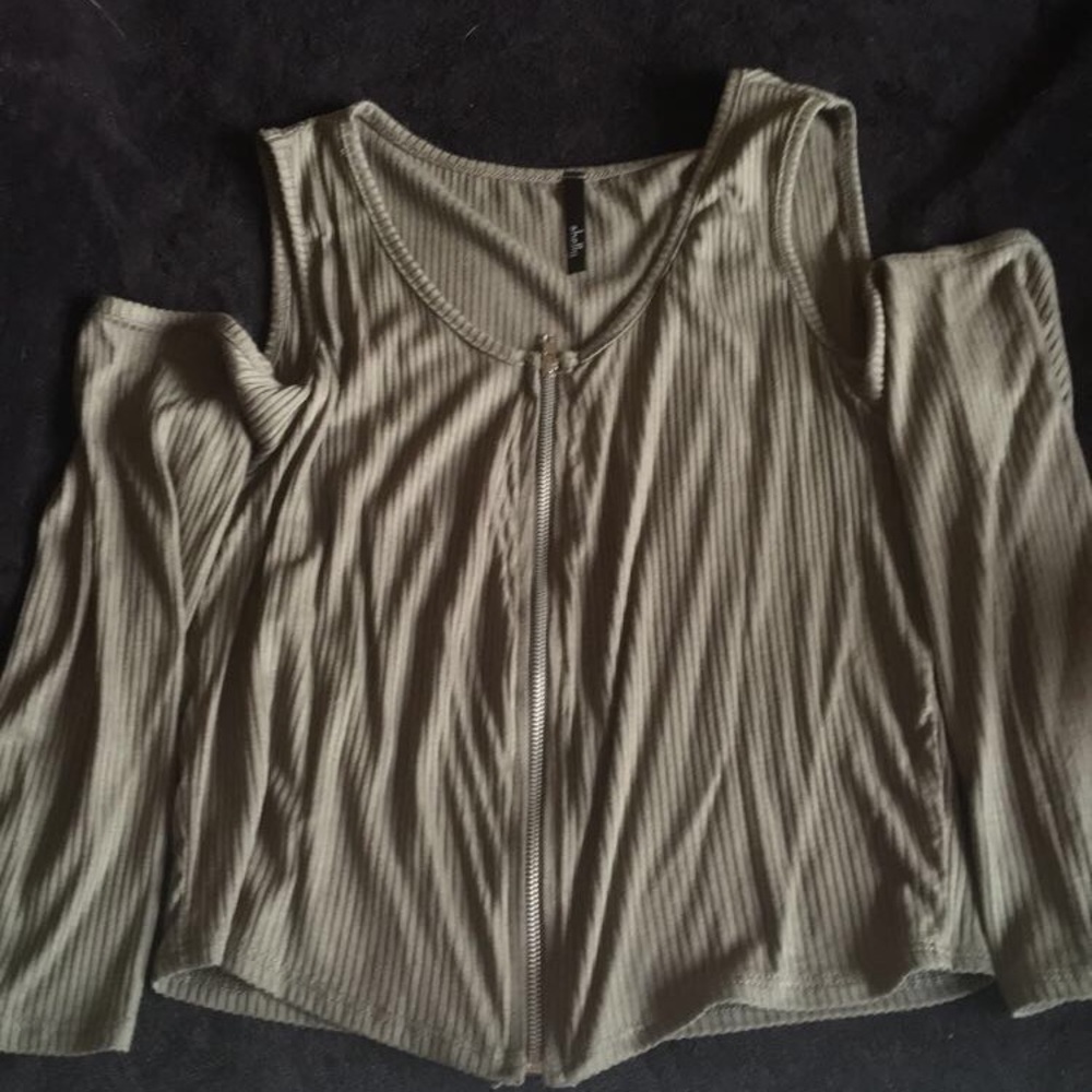 Army green shoulder cut out top!